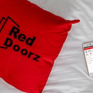 RedDoorz near Banyuwangi Baru Station